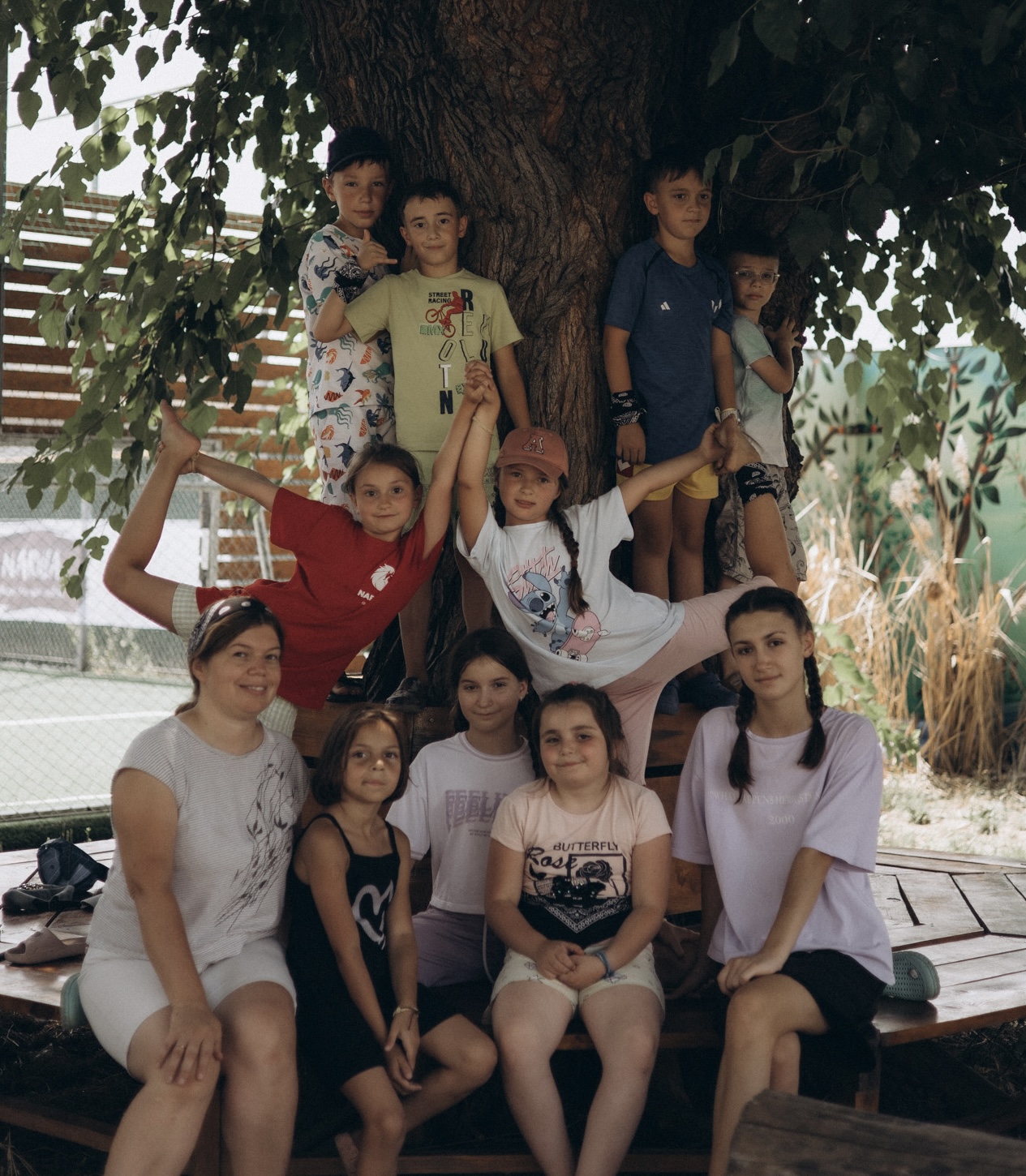 Дети и сотрудники Narnia